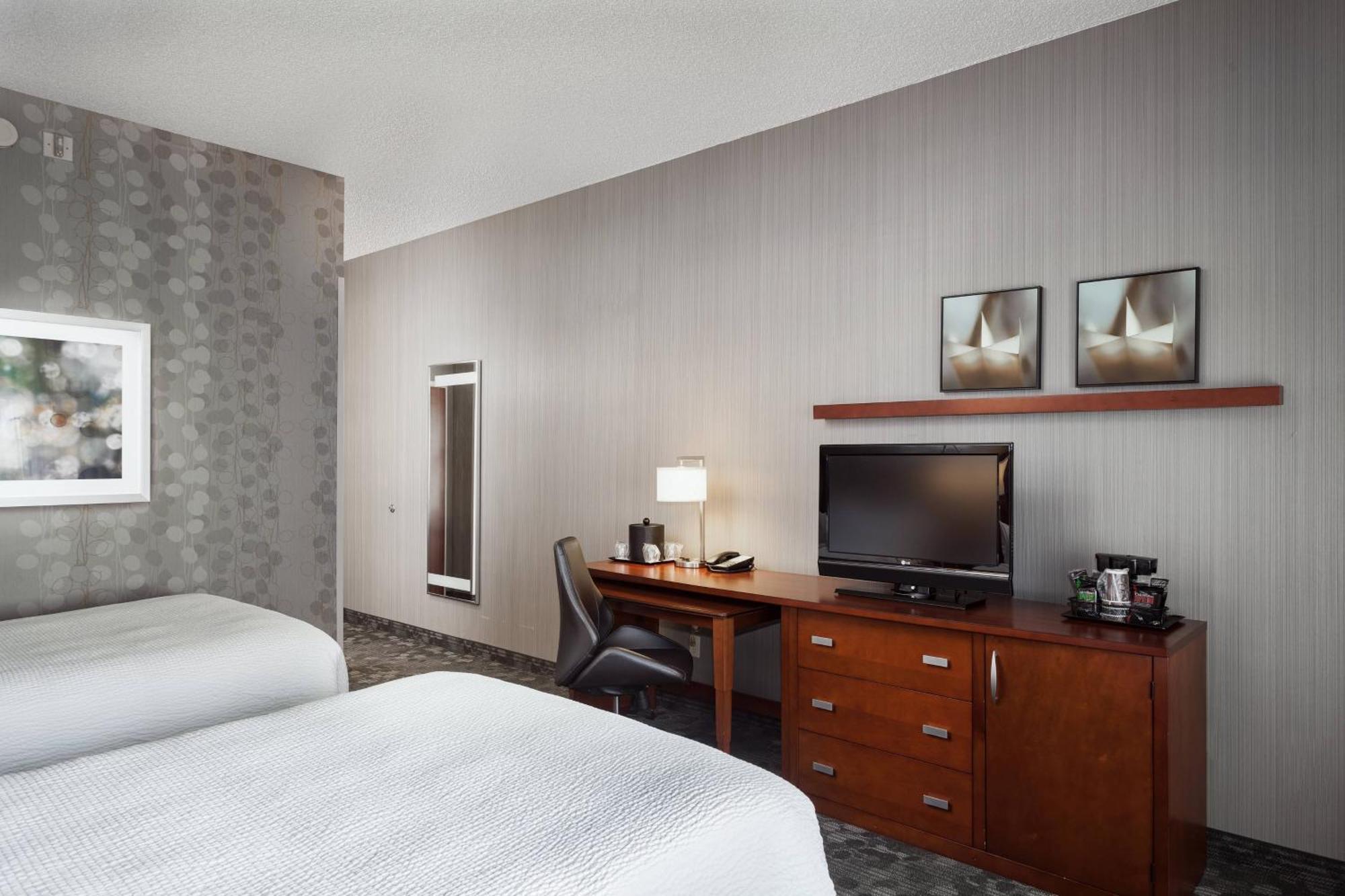 Hotel Courtyard By Marriott Stockton Exterior foto