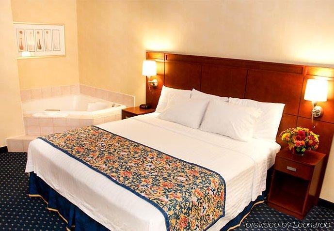 Hotel Courtyard By Marriott Stockton Zimmer foto